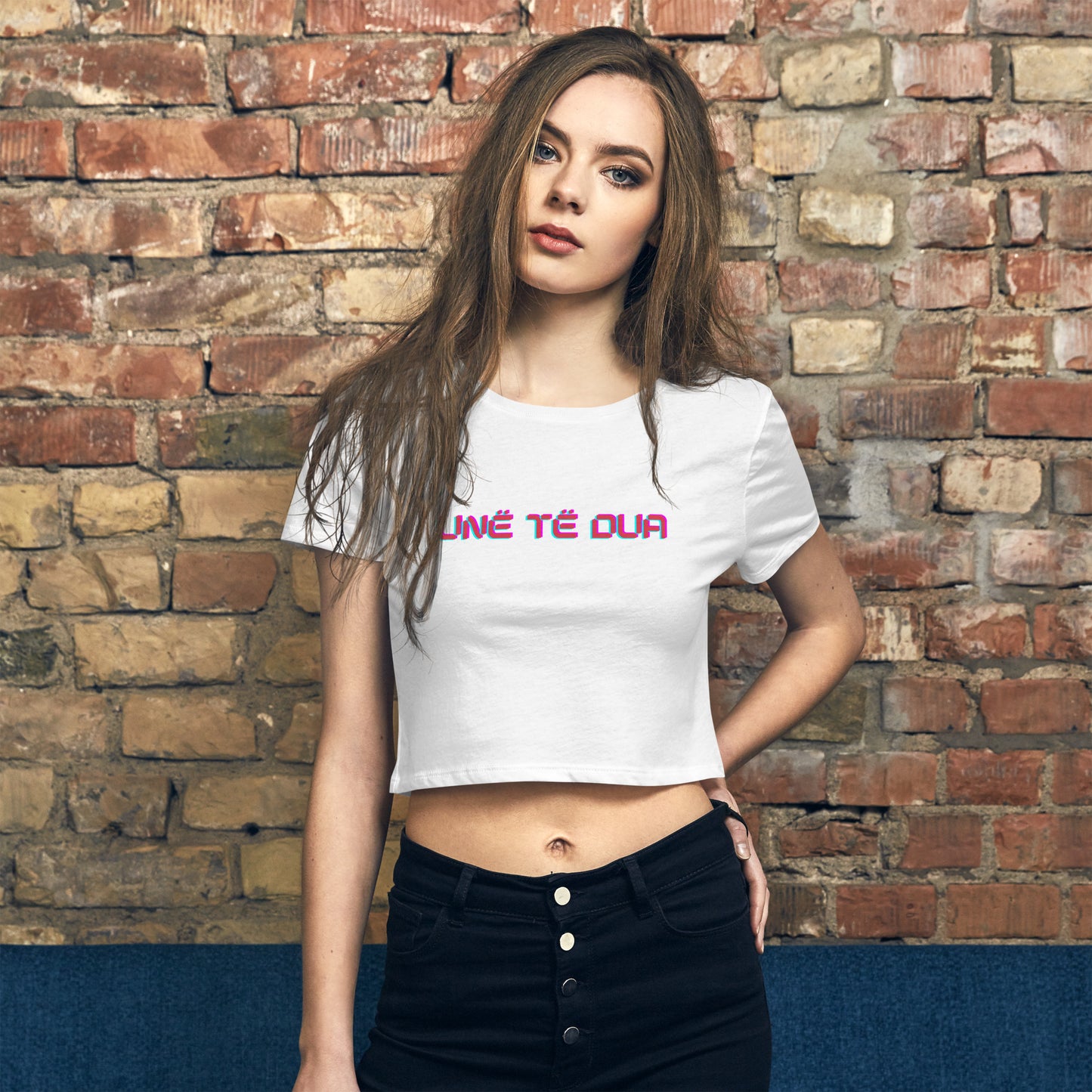 Women’s Crop Tee (Unë të dua)